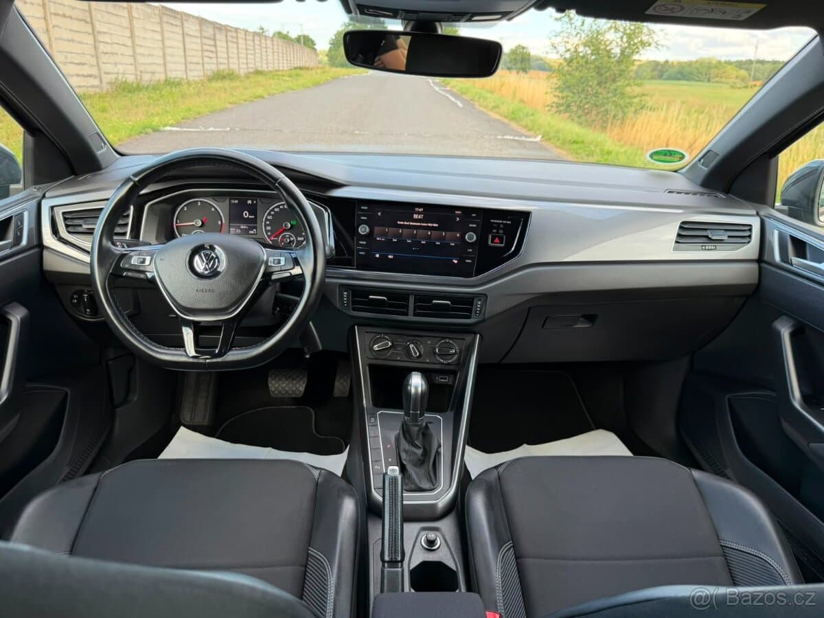 2018 Volkswagen POLO - 12