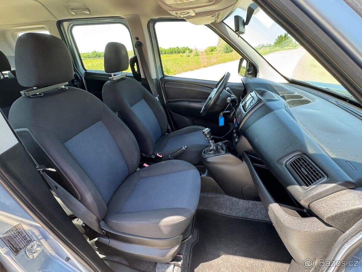 2012 Opel COMBO - 12
