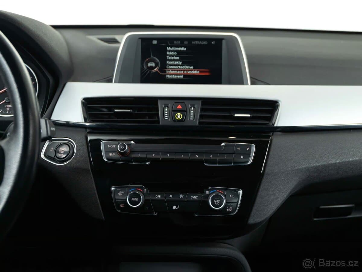 2017 BMW X1 - 12