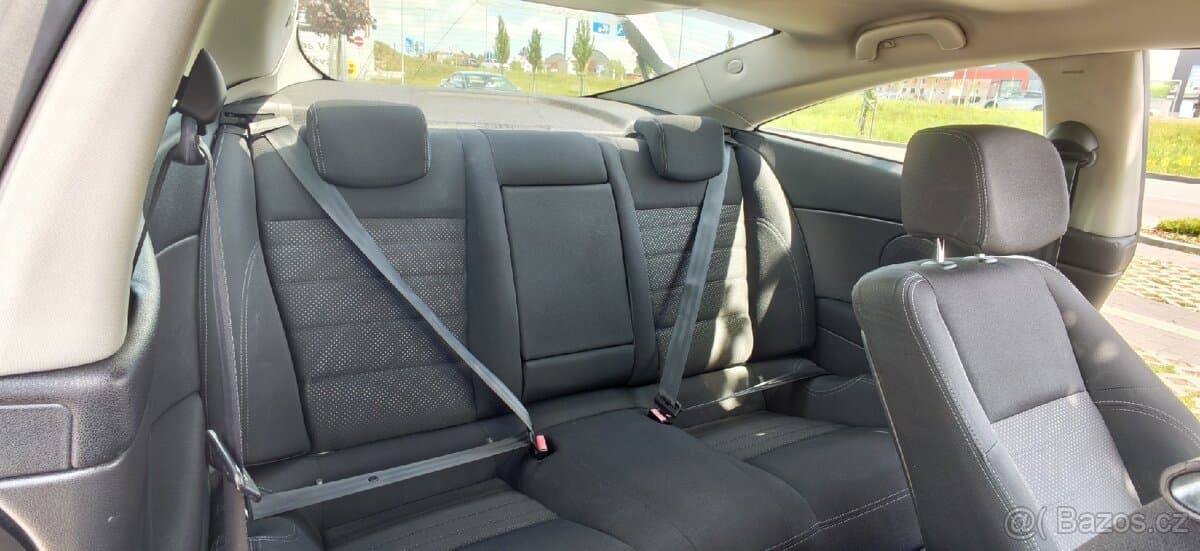 2009 Renault LAGUNA - 12