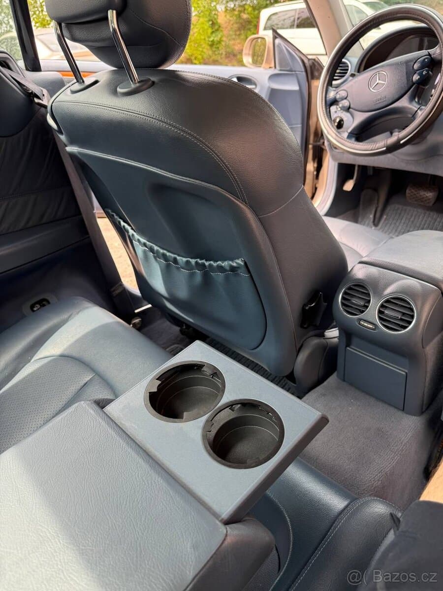 Mercedes-Benz CLK - 12