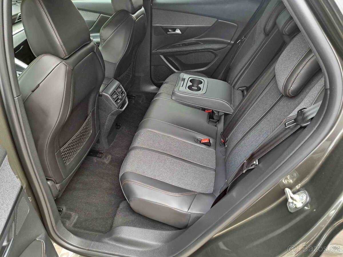 2019 Peugeot 3008 - 12