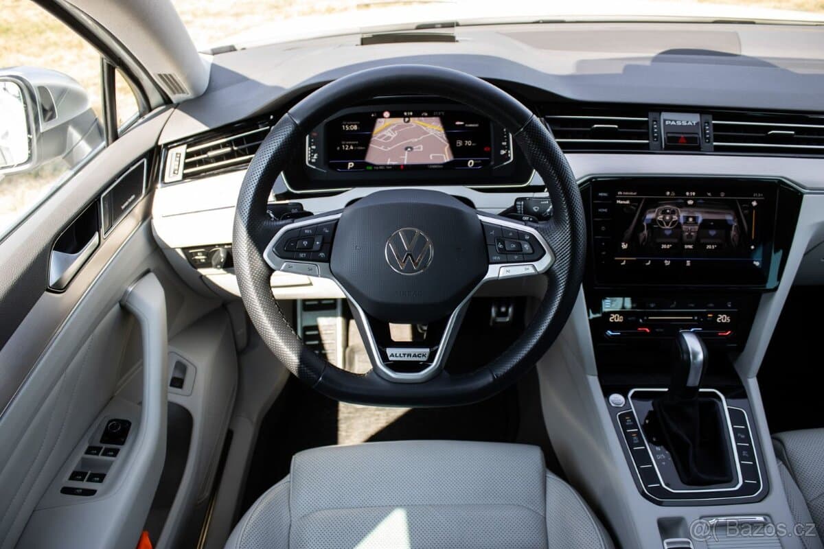2022 Volkswagen PASSAT - 12