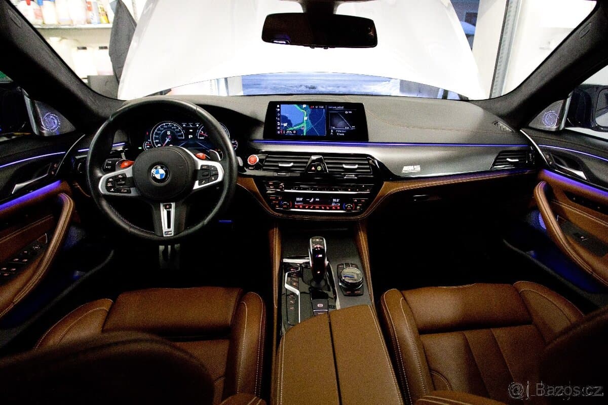 2019 BMW M5 - 12