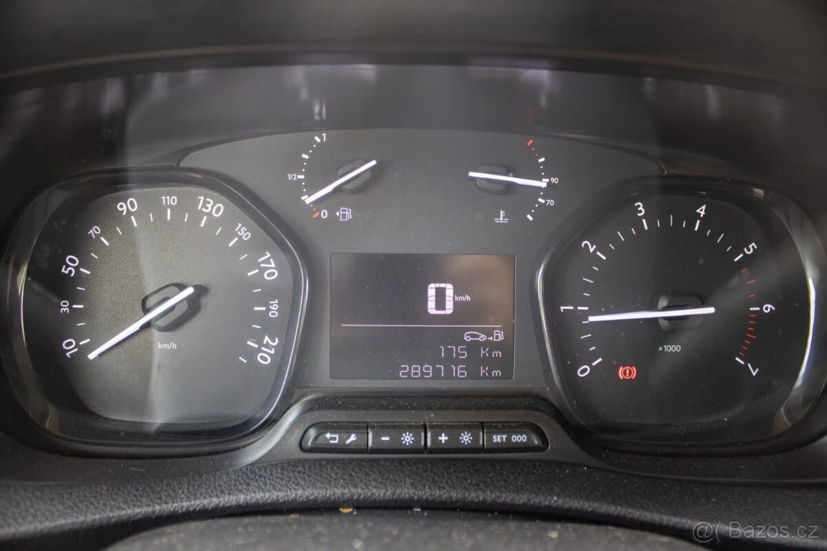 2024 Toyota PROACE - 12