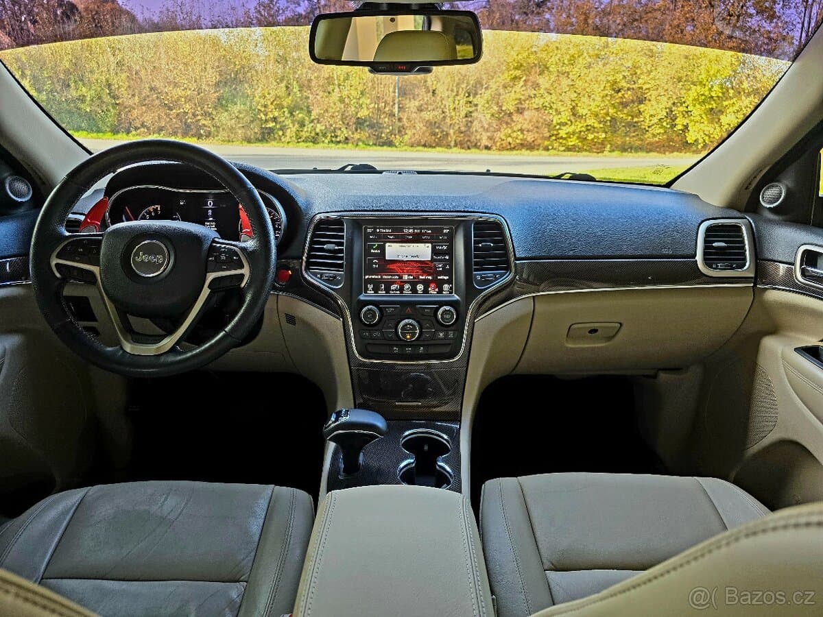 2014 Jeep CHEROKEE - 12