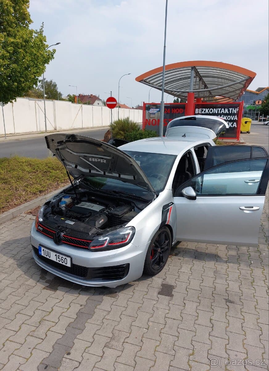 Volkswagen GOLF - 12