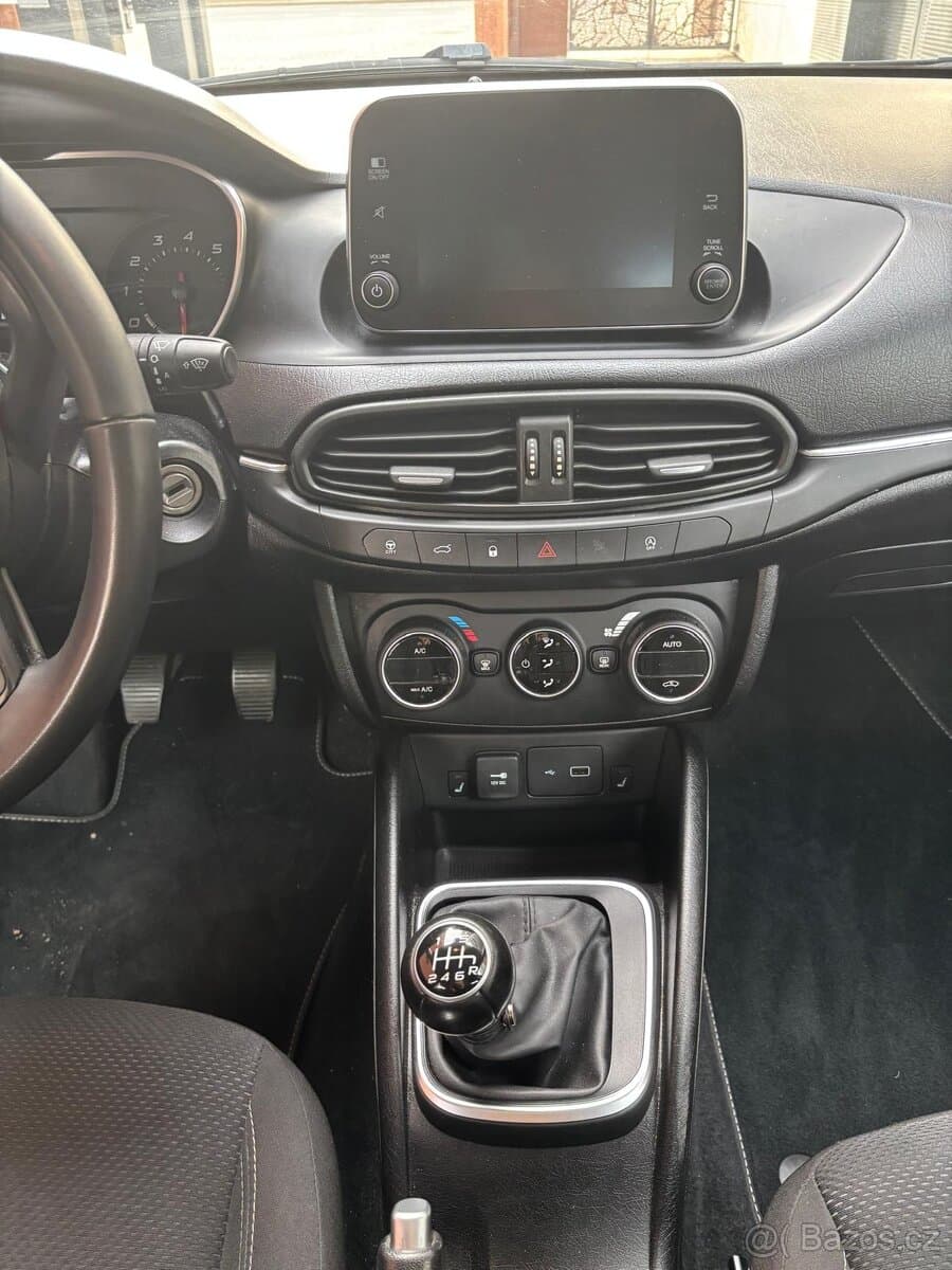 2019 Fiat TIPO - 12
