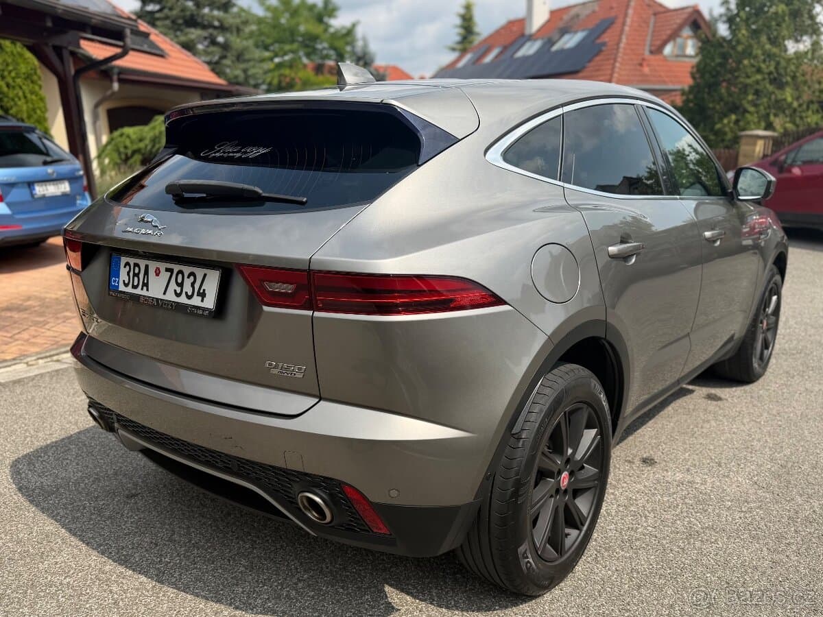 2018 Jaguar E-PACE - 12
