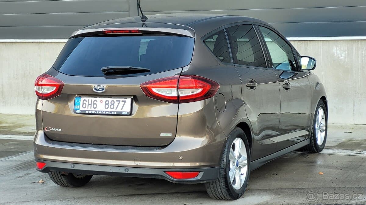2015 Ford C-MAX - 12
