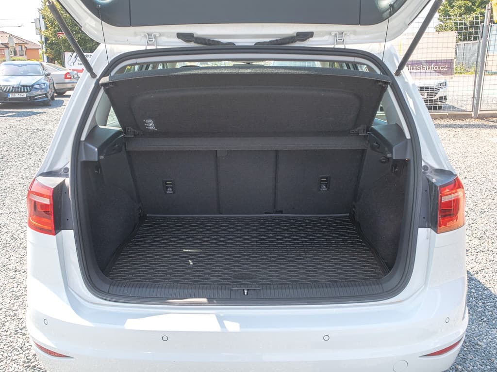 2015 Volkswagen GOLF - 12