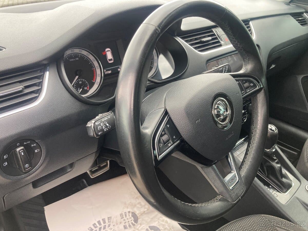2019 Škoda OCTAVIA - 12