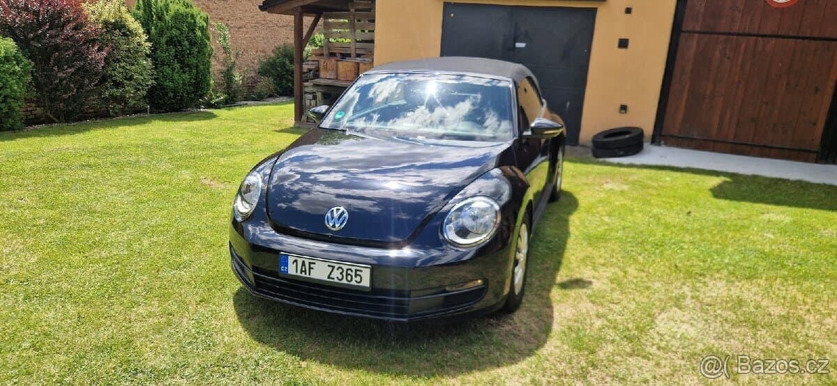 2016 Volkswagen BEETLE - 12