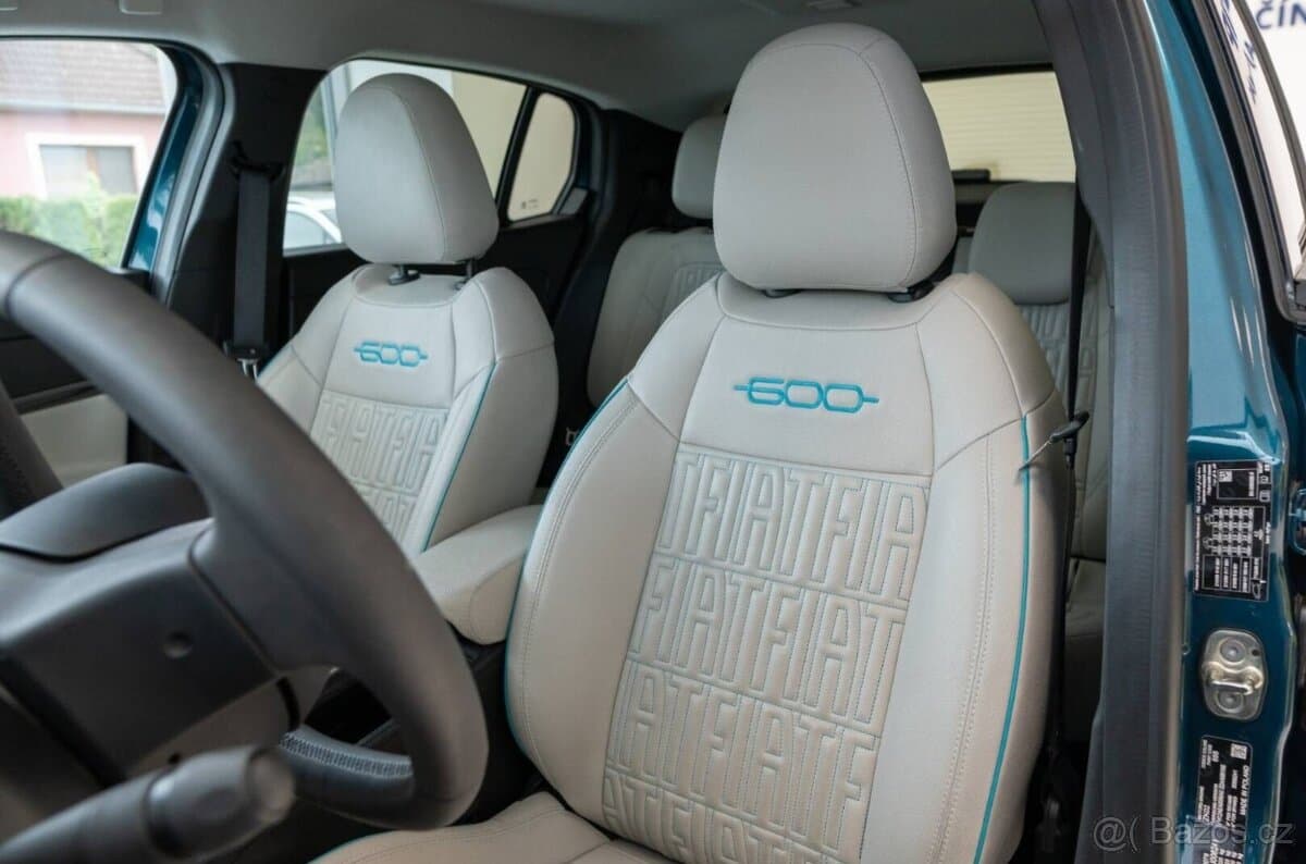 2024 Fiat 600 - 12