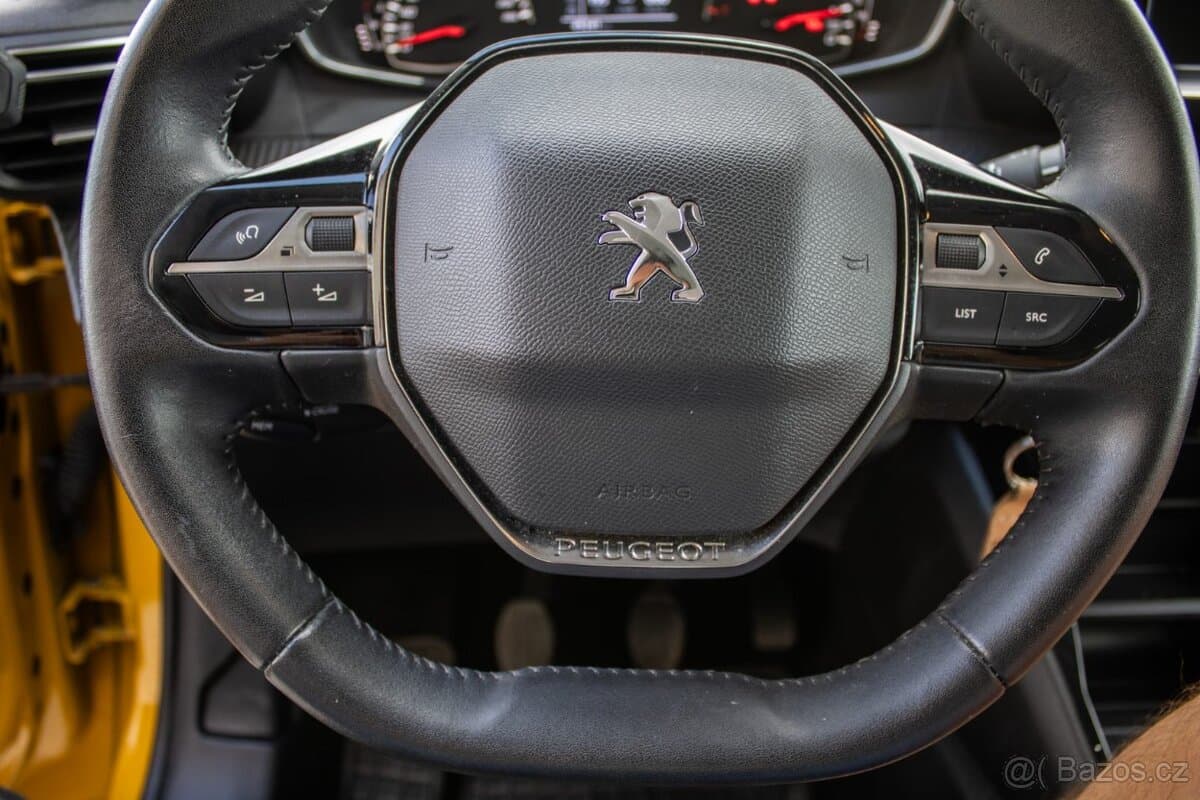 2021 Peugeot 208 - 12