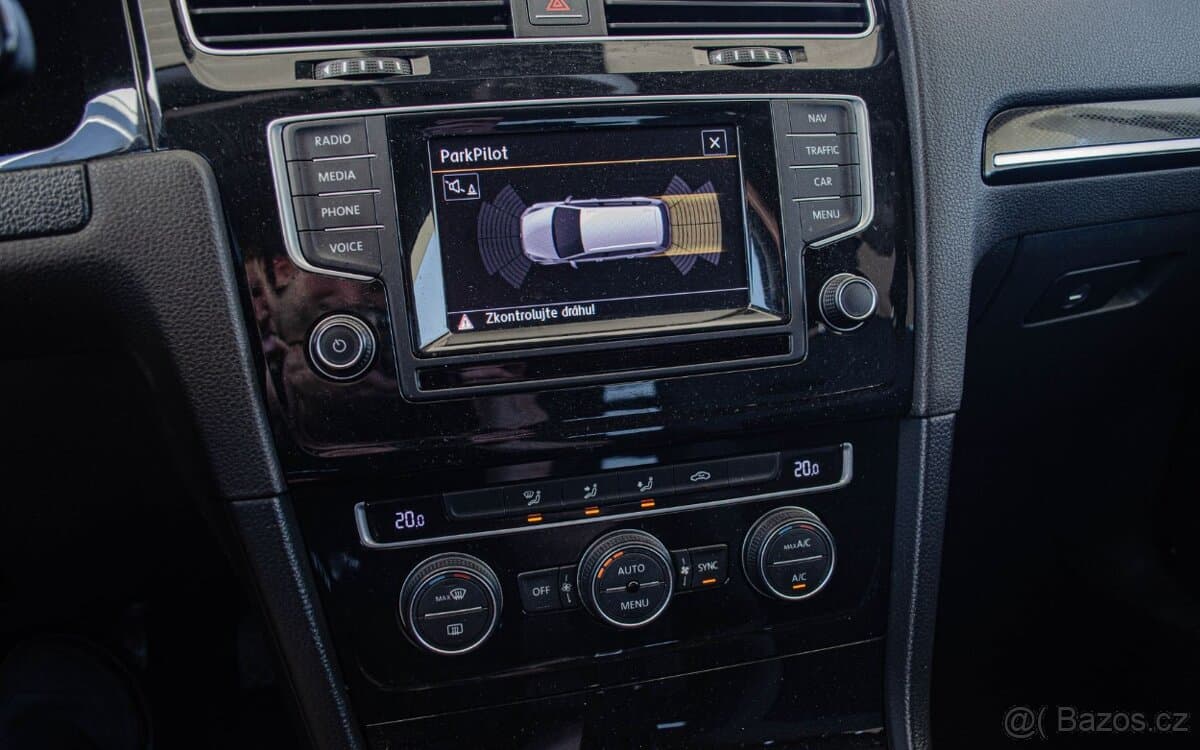 2015 Volkswagen GOLF - 12