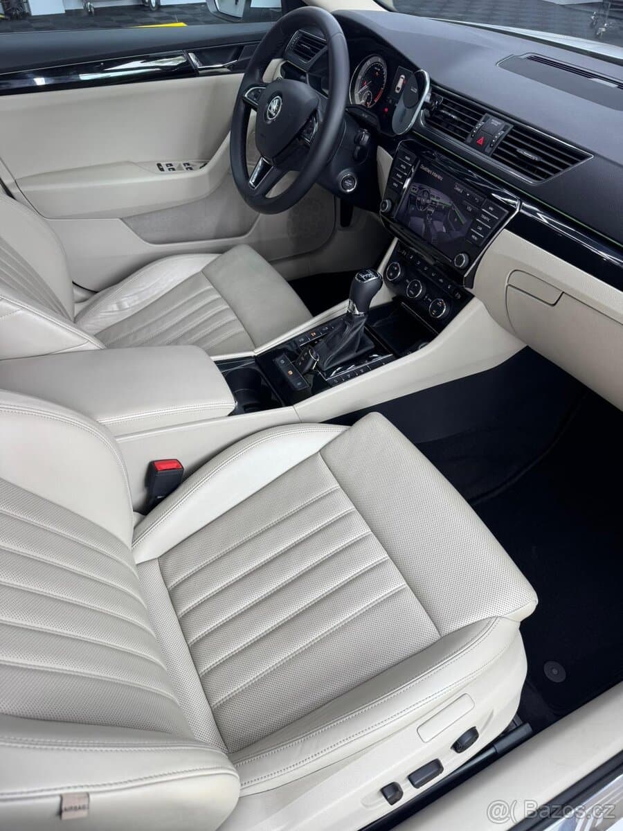 2016 Škoda SUPERB - 12