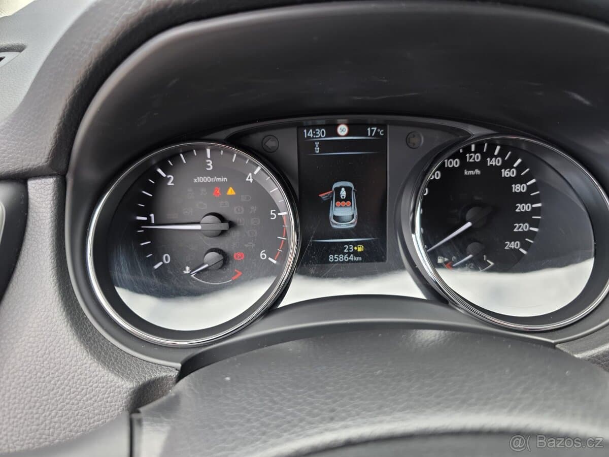 2017 Nissan QASHQAI - 12