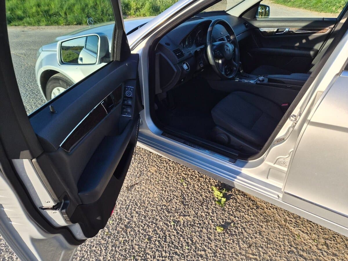 2011 Mercedes-Benz OSTATNÍ - 12