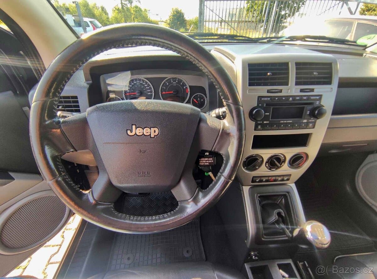 2008 Jeep COMPASS - 12
