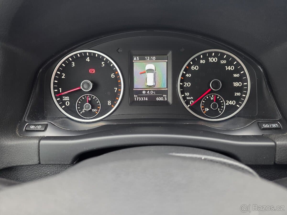 2013 Volkswagen TIGUAN - 12
