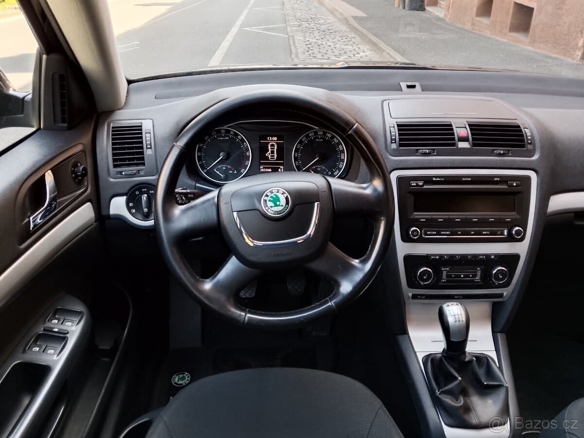 2010 Škoda OCTAVIA - 12