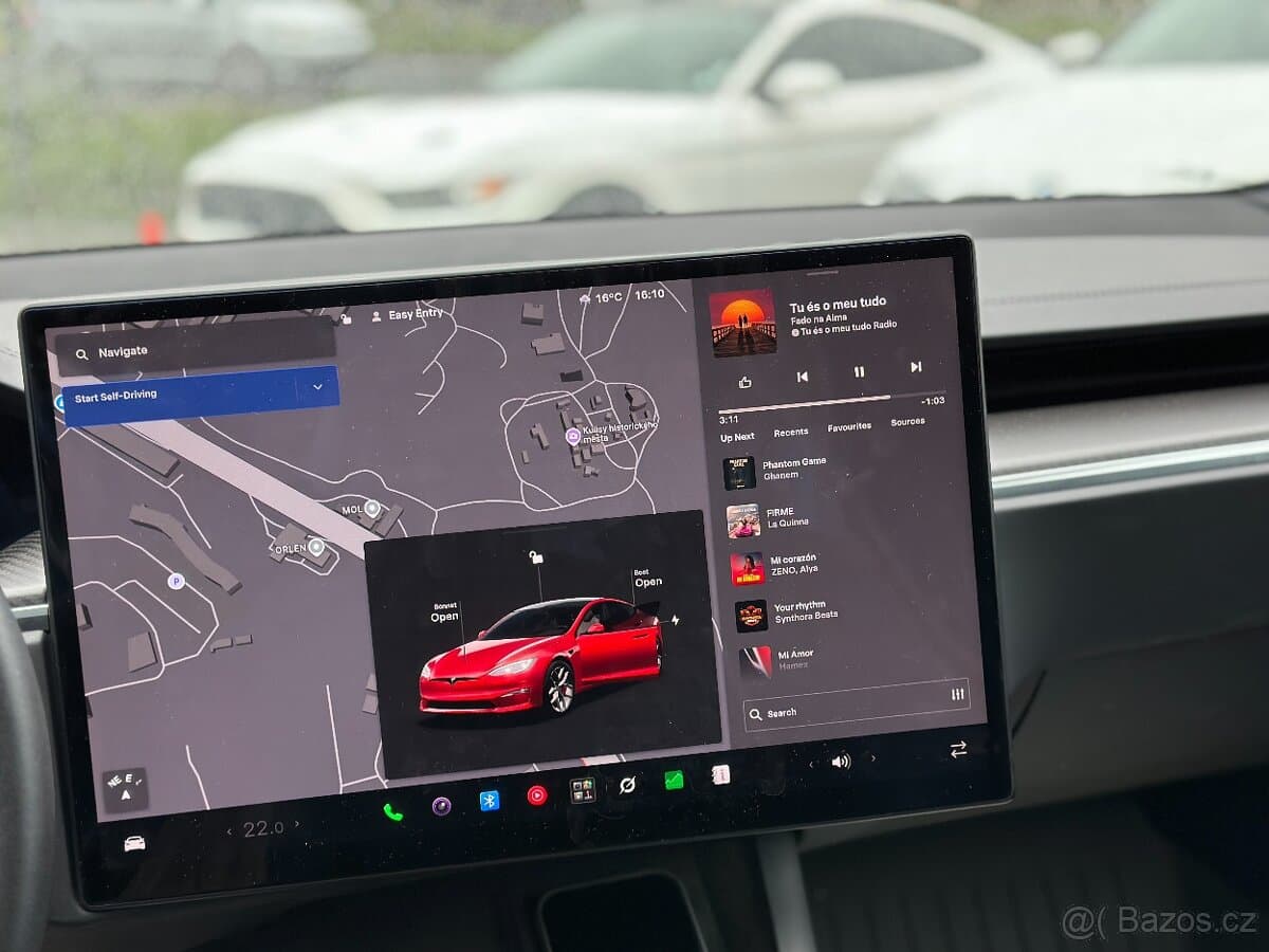 2024 Tesla MODEL S - 12