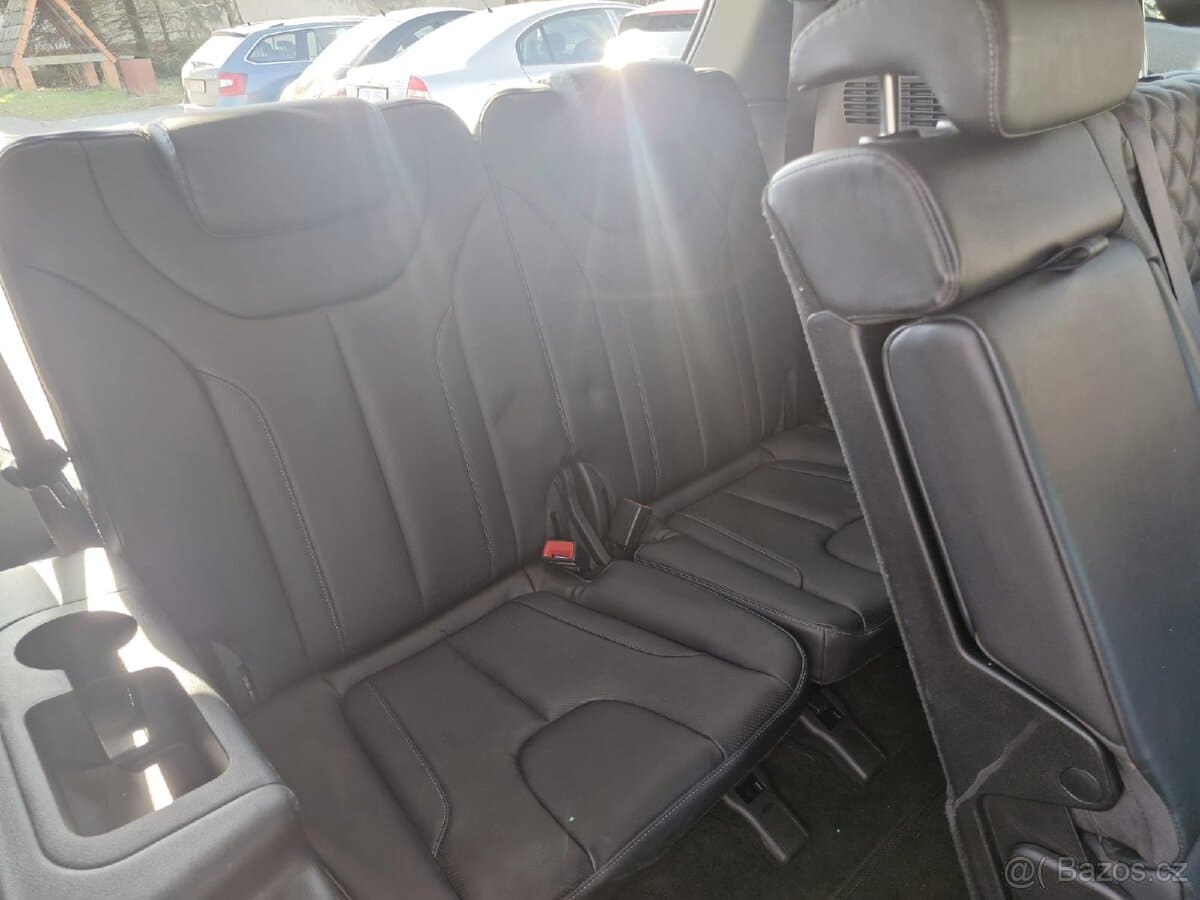 2021 Hyundai SANTA FE - 12