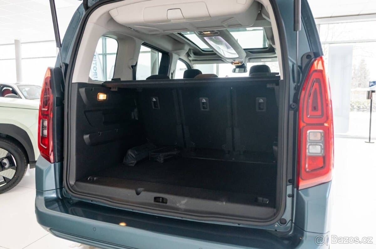 2025 Fiat DOBLO - 12
