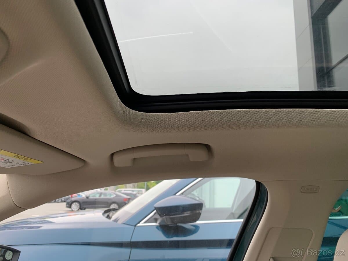 2023 Škoda SUPERB - 12