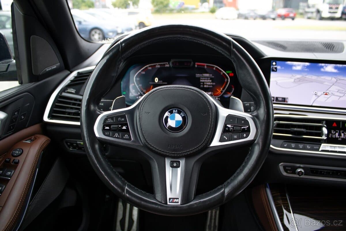 2019 BMW X5 - 12