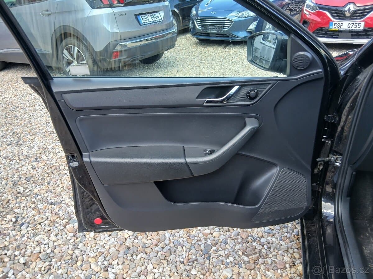 2015 Škoda RAPID - 12