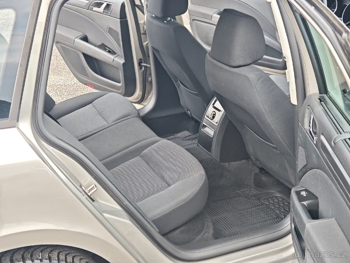 2010 Škoda SUPERB - 12