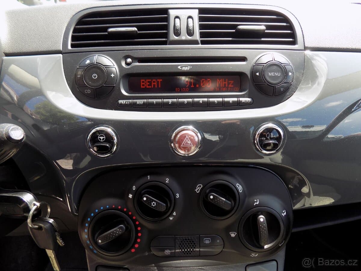 2010 Fiat 500 - 12