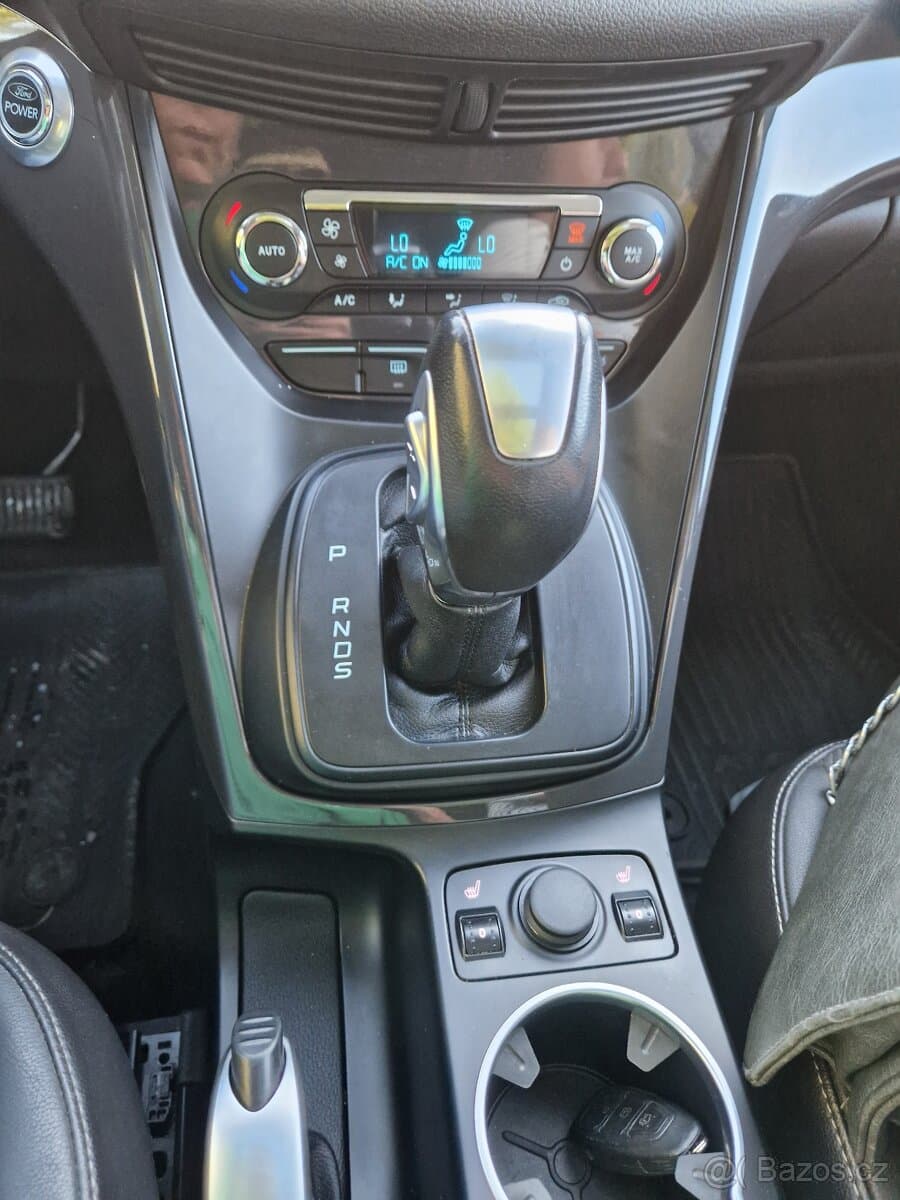 2013 Ford KUGA - 12