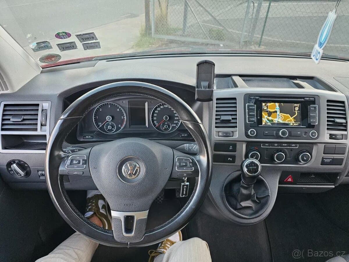 2012 Volkswagen MULTIVAN - 12