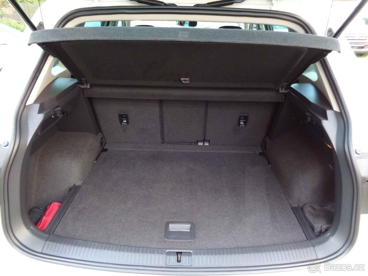 2018 Volkswagen TIGUAN - 12