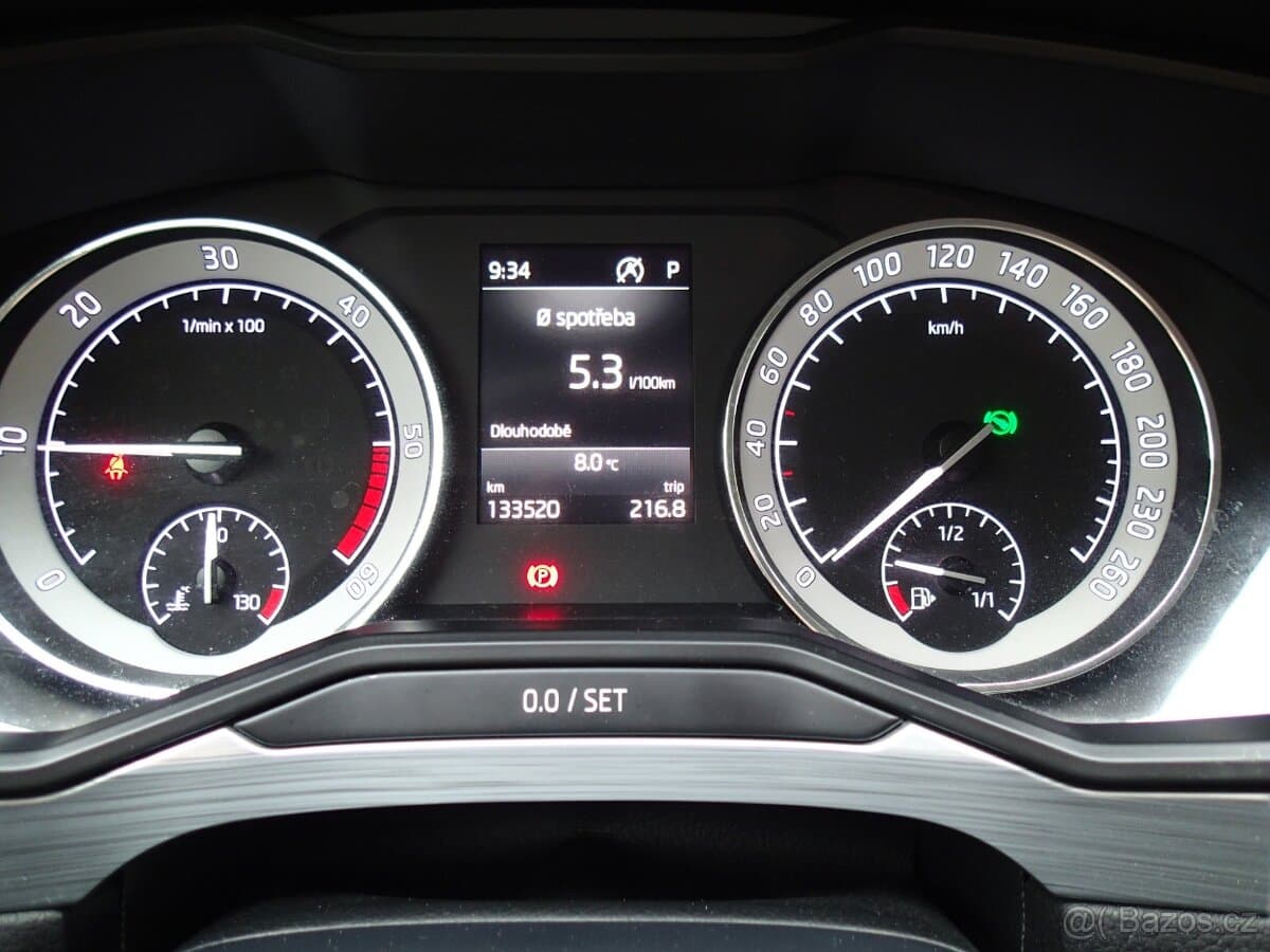 2019 Škoda SUPERB - 12