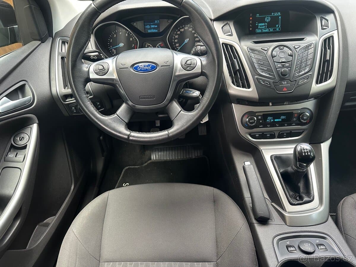 2014 Ford FOCUS - 12