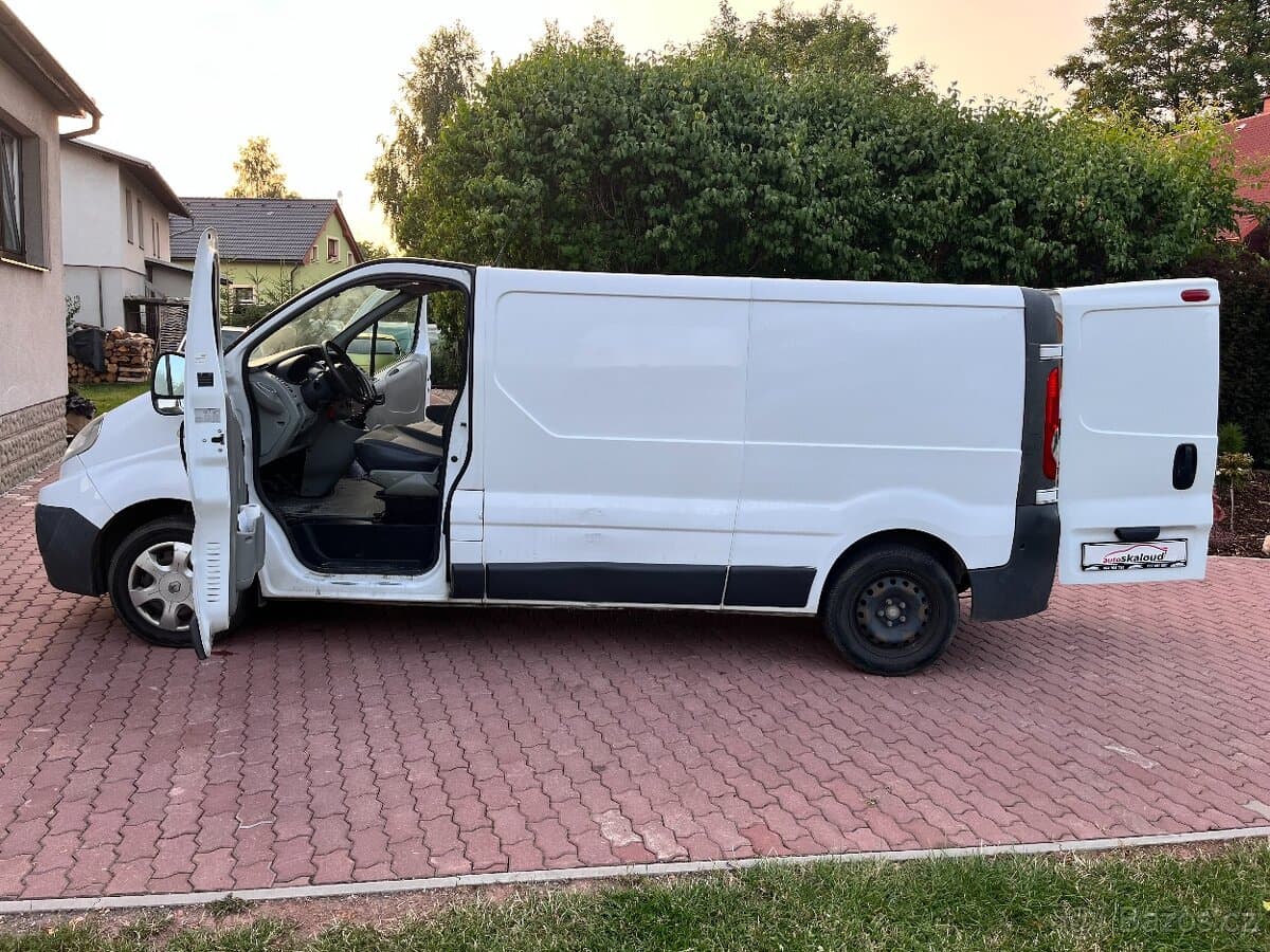 2013 Renault TRAFIC - 12