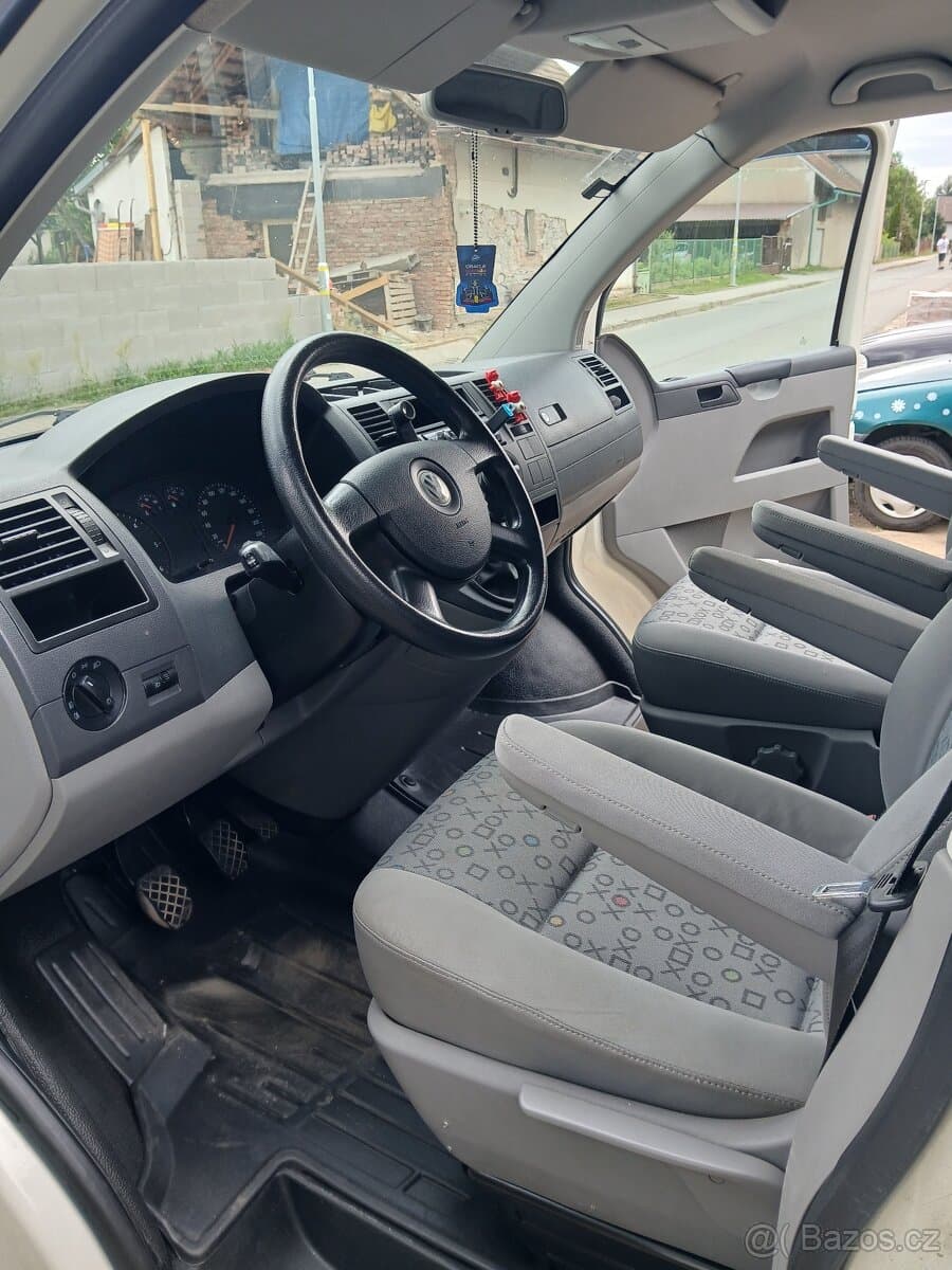 2008 Volkswagen TRANSPORTER - 12