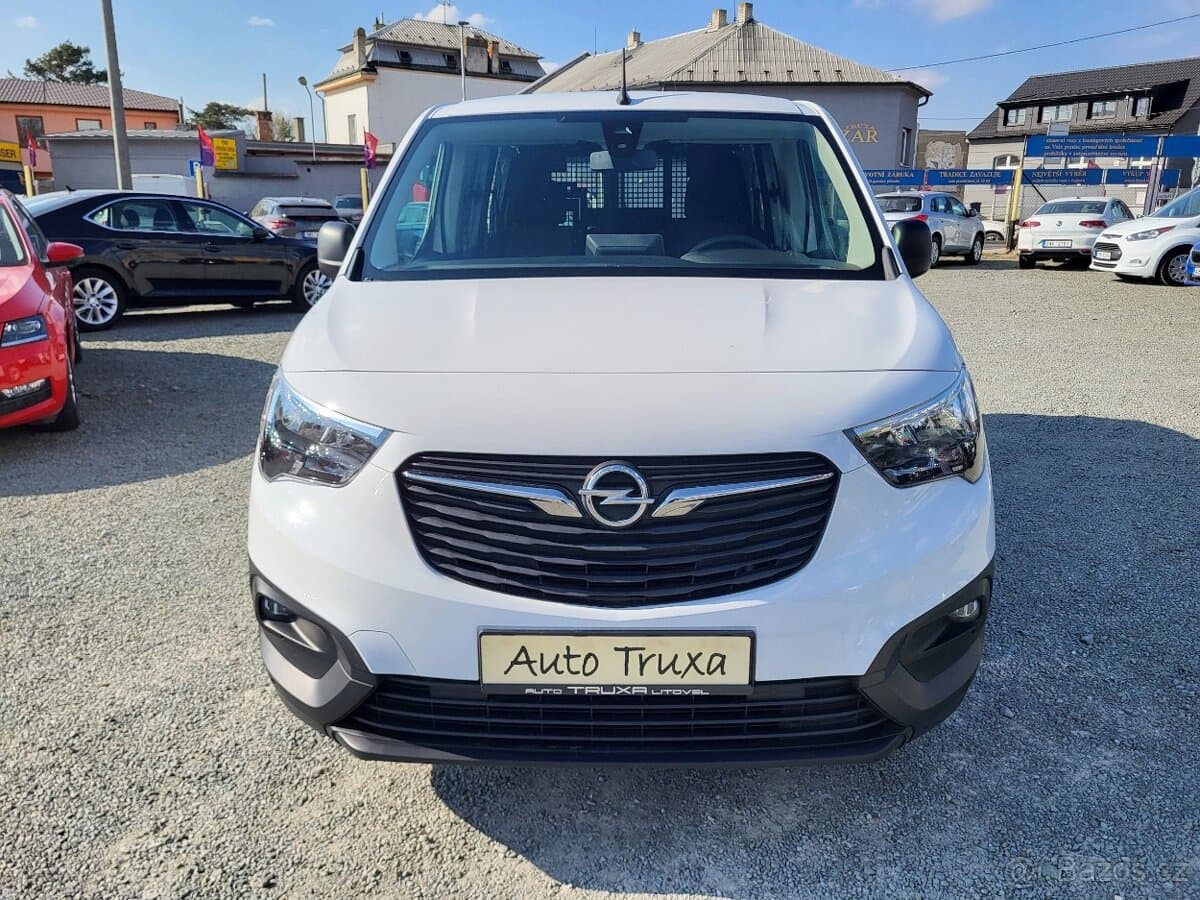 2024 Opel COMBO - 12