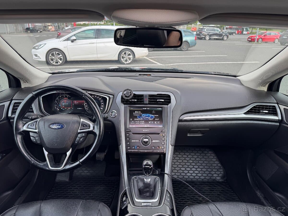 2015 Ford MONDEO - 12