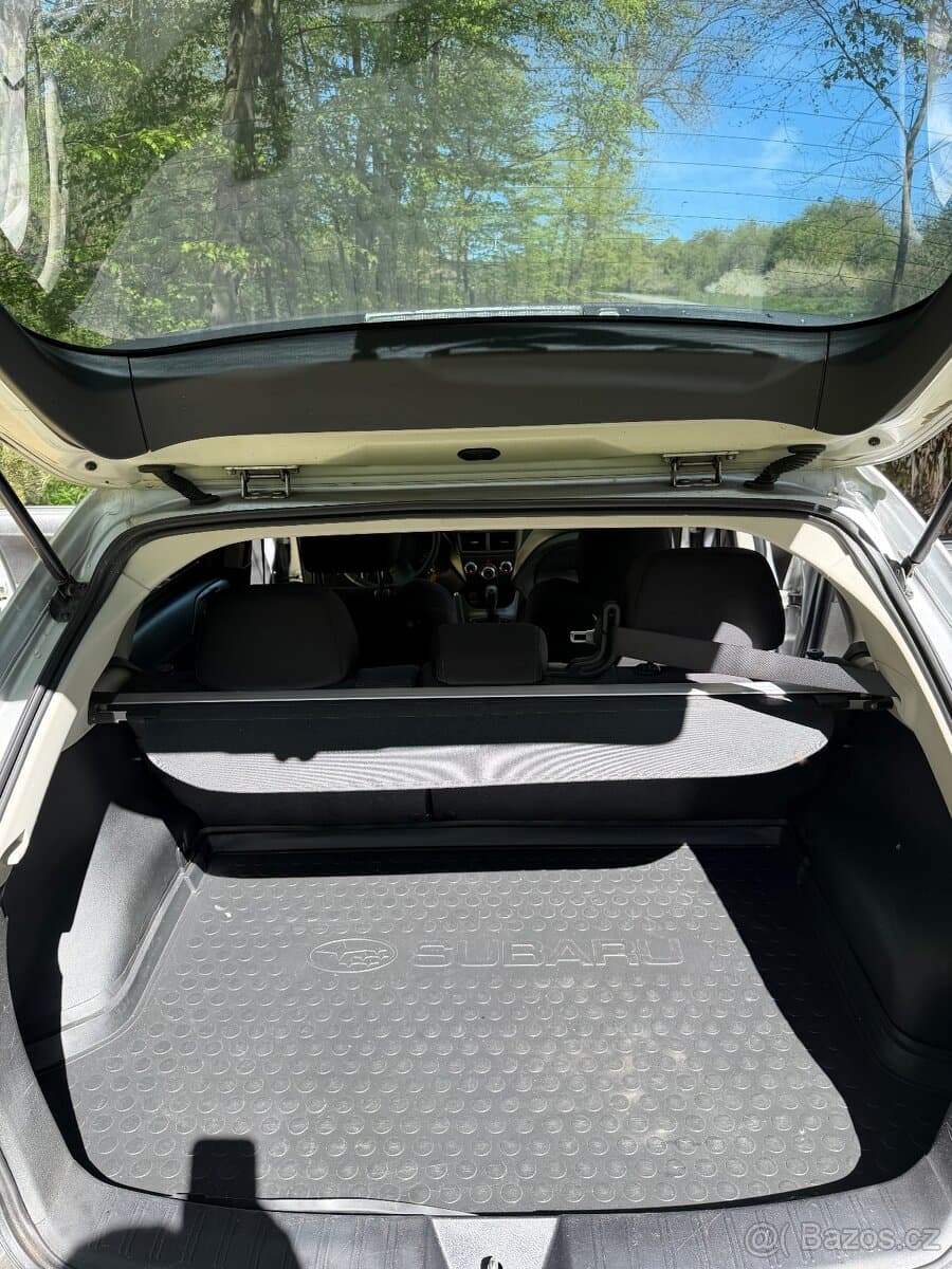 Subaru IMPREZA - 12