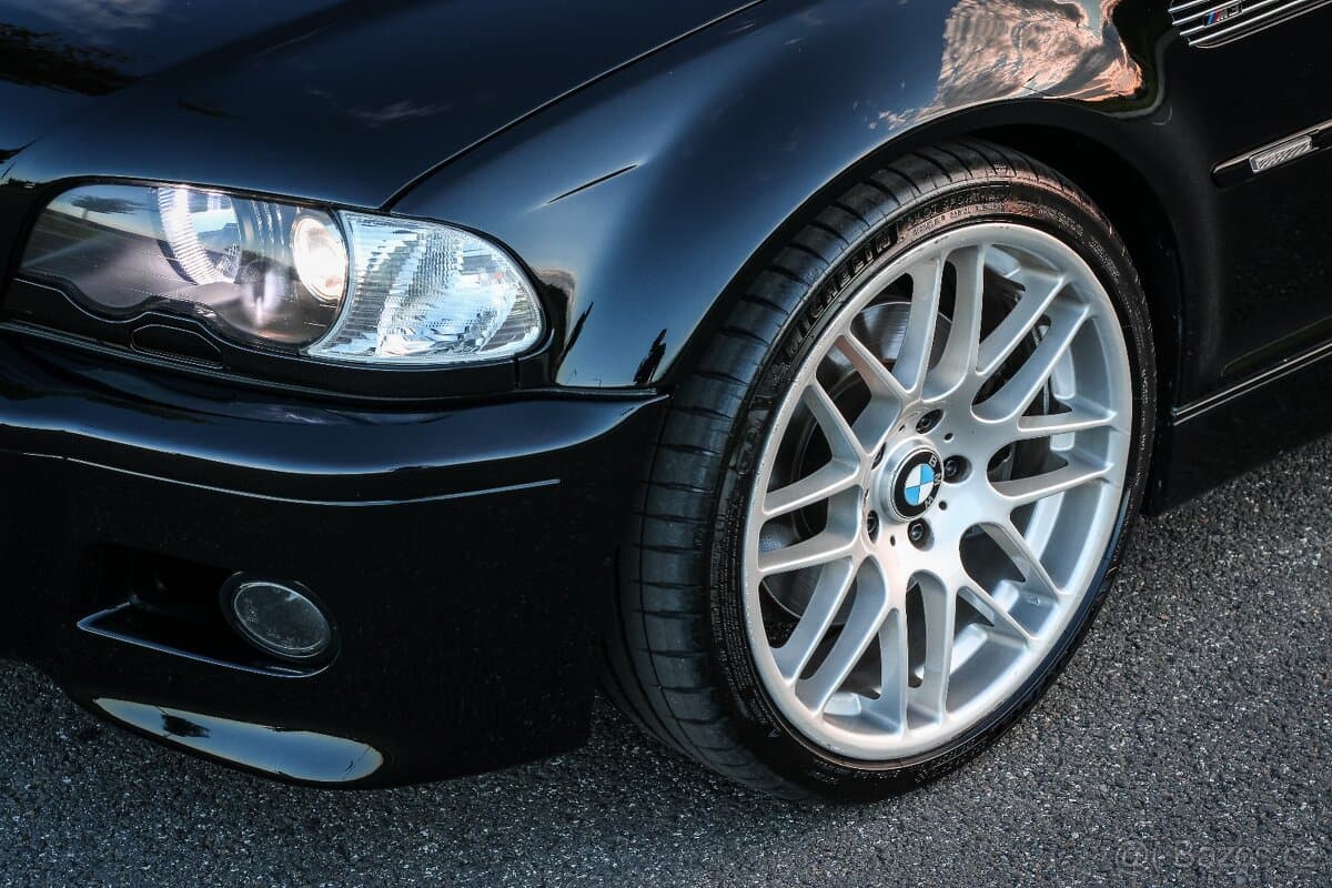 2003 BMW M3 - 12
