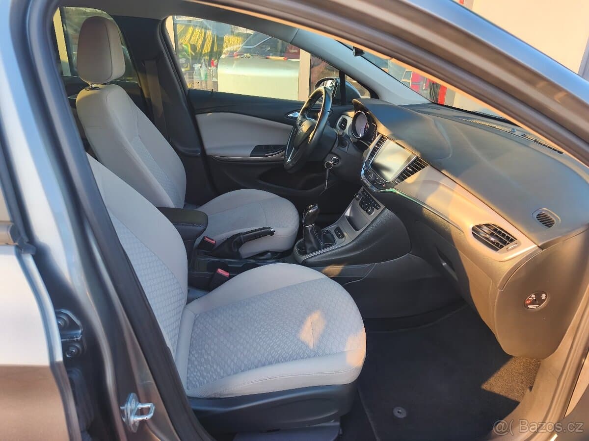 2016 Opel ASTRA - 12