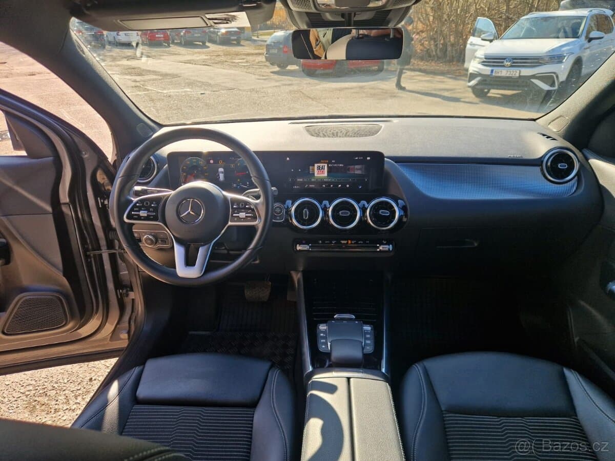 2022 Mercedes-Benz GLA - 12