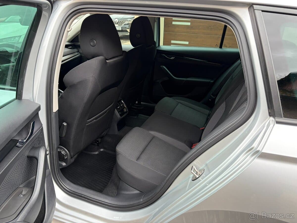 2022 Škoda OCTAVIA - 12