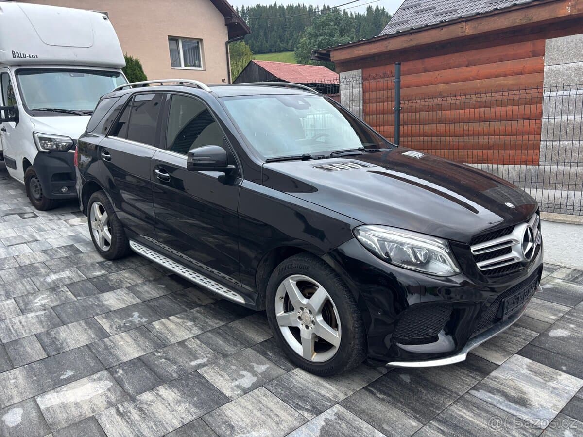 2016 Mercedes-Benz GLE - 12