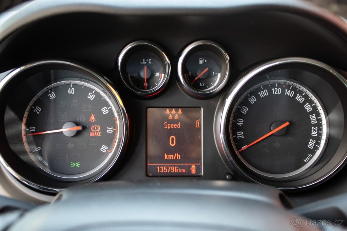 2012 Opel ZAFIRA - 12